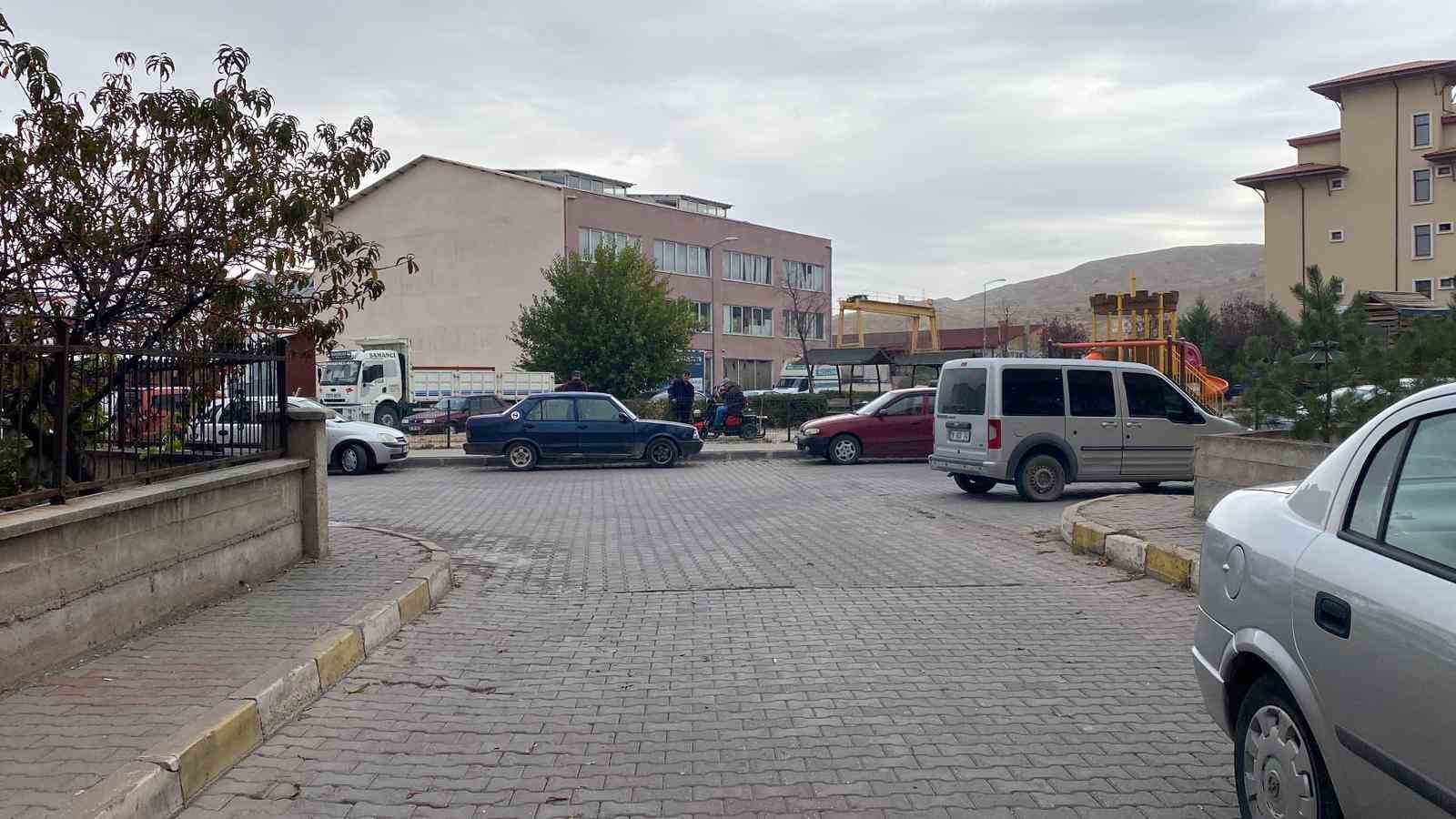 cankirida kadin cinayeti once eski esini oldurdu sonra kendini yaraladi 5 wLqsDMLe