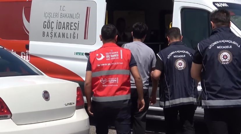 cankiridan suriyeye geri donusler devam ediyor 79 kisi kalici olarak ulkesine dondu 0 sHy36sB9