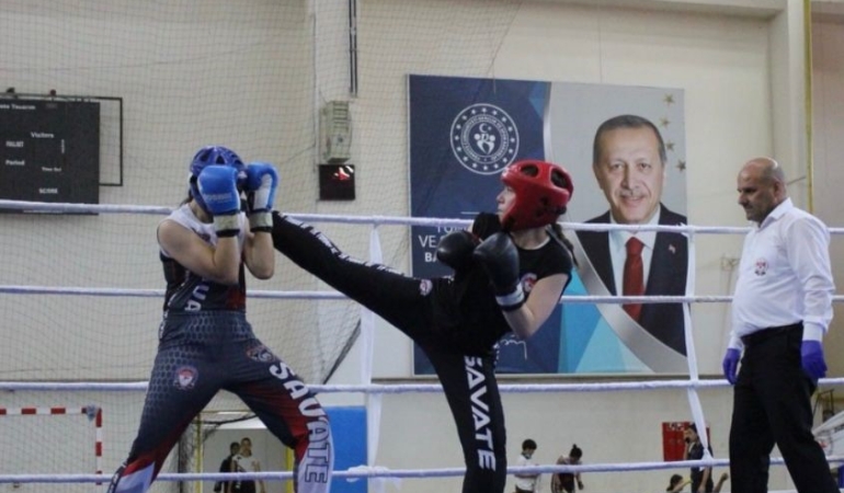 cankirili-genc-sporcular-savate-sporunda-basarilariyla-goz-dolduruyor-B6i6gFsr.jpg