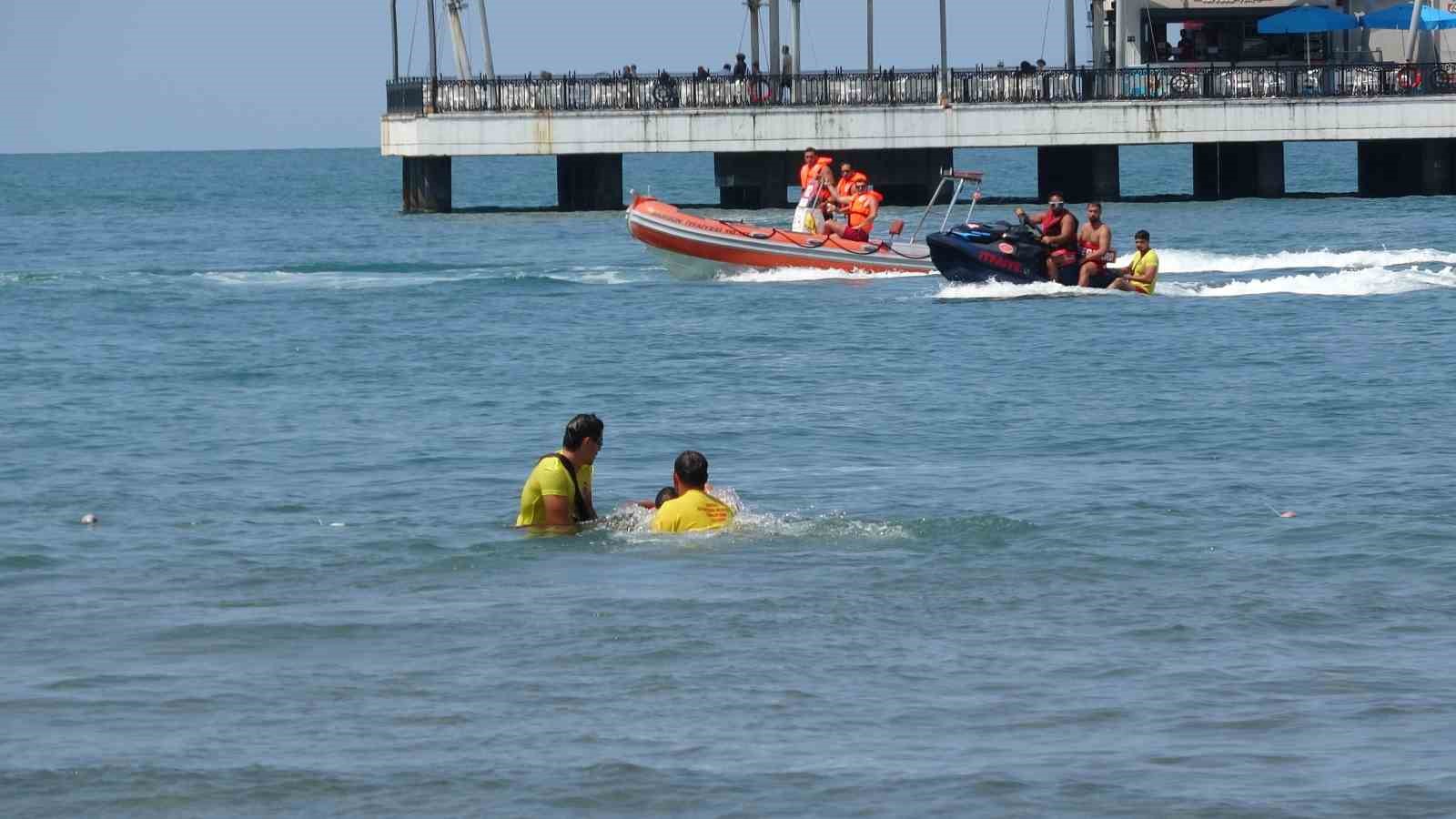 cankurtaranlar hircin karadenize hazir yaz sezonu tatbikati 1 dt8VBaiP