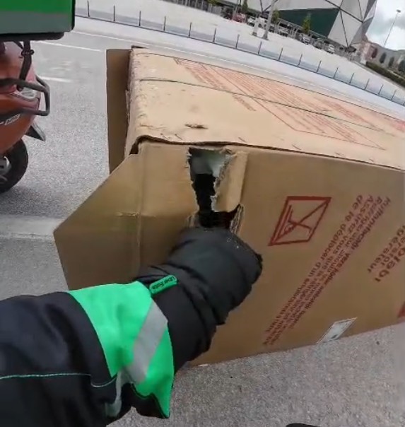 canta cuzdan derken yol kenarinda buzdolabi bulundu 2 3udMLTYV
