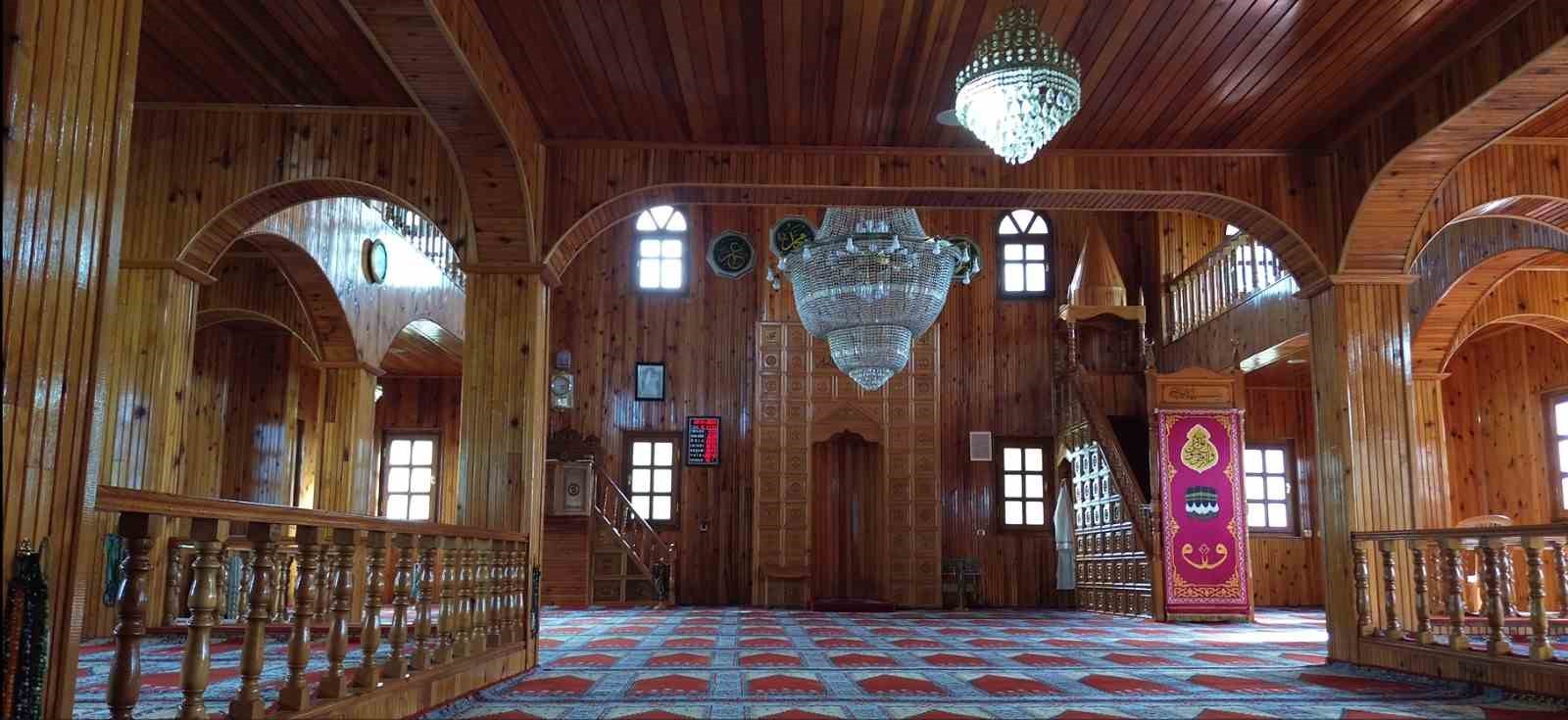 canti teknigiyle insa edilen civisiz cami 2 asirdir ayakta 0 zkszpp39