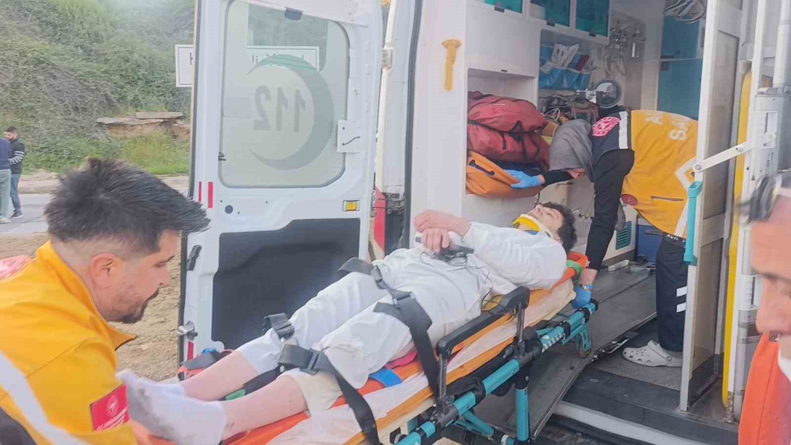 carpmanin etkisiyle 20 metre firlayip refujdeki topraga dusup hayata tutundular 2 yarali 4 86uZkRN5