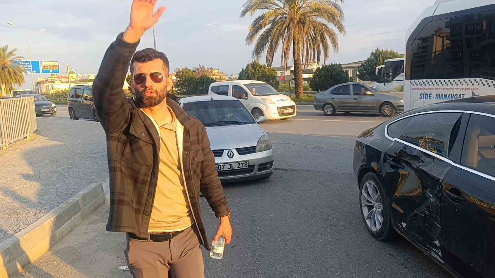 carpmanin etkisiyle 20 metre firlayip refujdeki topraga dusup hayata tutundular 2 yarali 5 LvaTFlfu