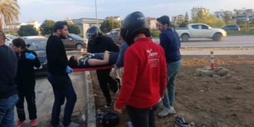 carpmanin-etkisiyle-20-metre-firlayip-refujdeki-topraga-dusup-hayata-tutundular-2-yarali-XOtlLuIF.jpg
