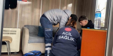 carptiklari-yasli-kadini-taksi-duragina-birakip-kactilar-iMyFB6ND.jpg