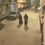 carsaf-giyip-kesif-yaptilar-40-dakikada-servet-caldilar-L1YJ1N39.jpg