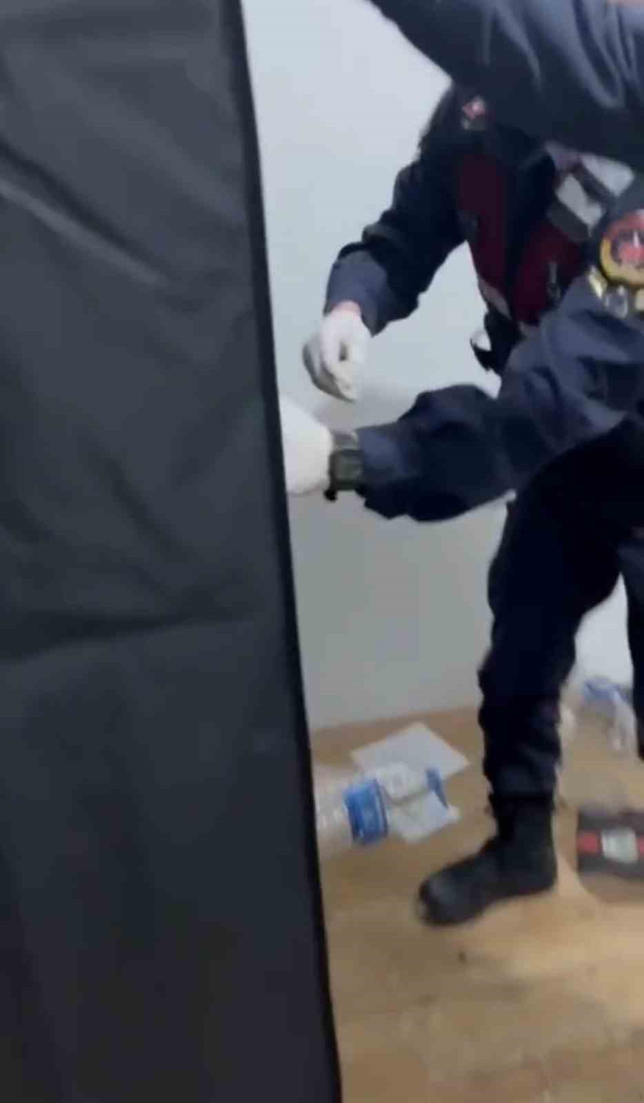 carsambada jandarmadan uyusturucu operasyonu 3 kzKEkNAM