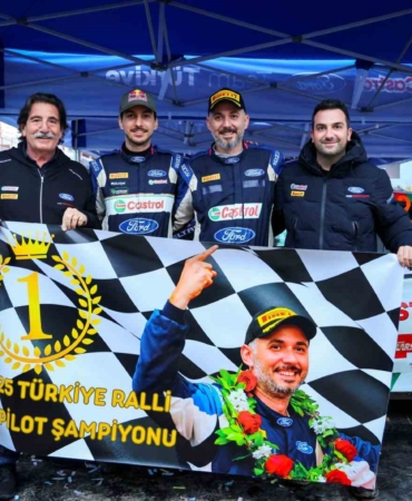 castrol-ford-team-turkiye-2025-turkiye-ralli-sampiyonasinda-sinifinda-birinci-oldu-JTjjTEH4.jpg