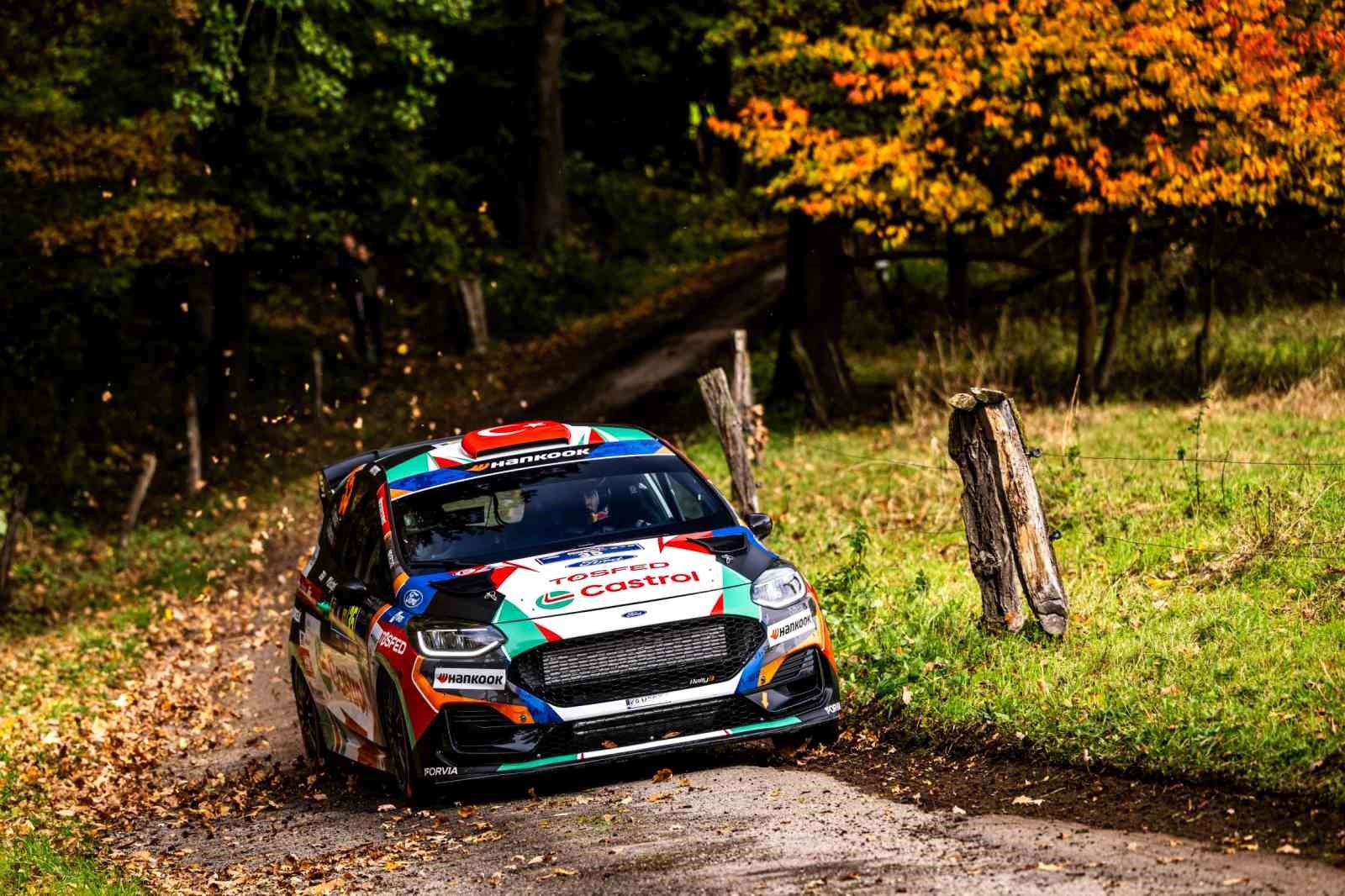 castrol ford team turkiye dunya ralli gencler sampiyonasinda ucuncu oldu 0 iXLtT12p