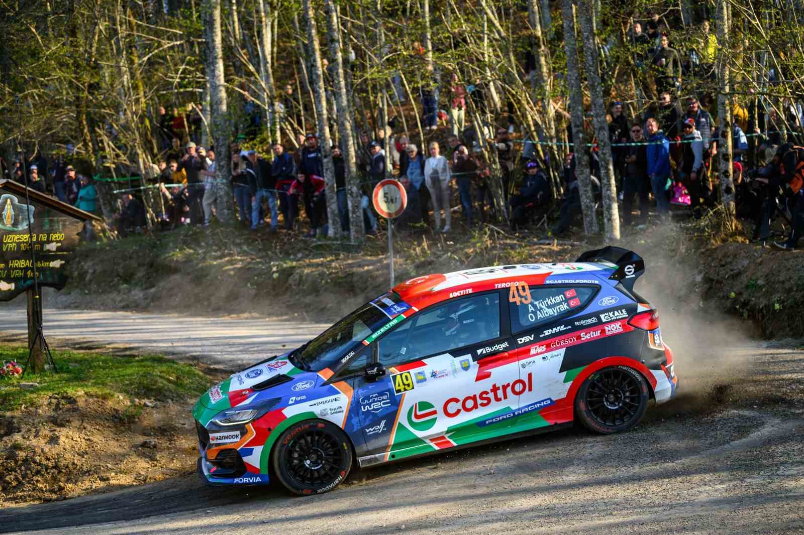 castrol ford team turkiye wrc hirvatistan rallisini ilk sirada tamamladi 0 WVeP2WK8