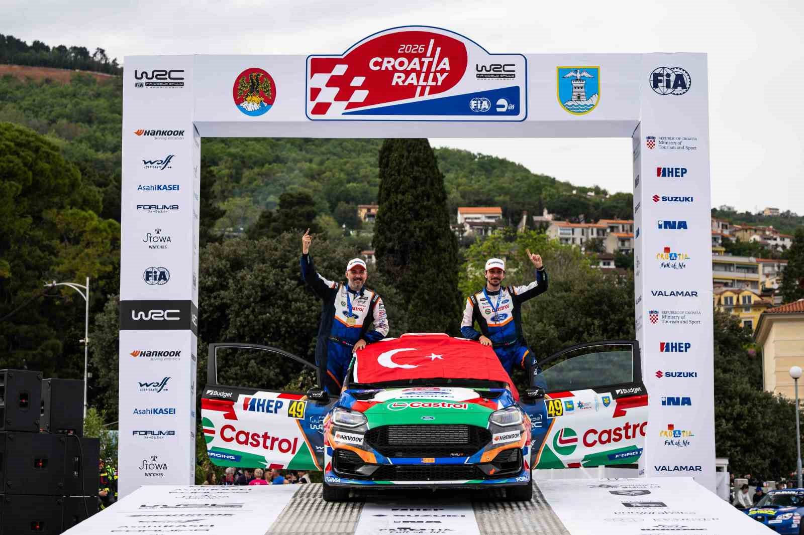 castrol ford team turkiye wrc hirvatistan rallisini ilk sirada tamamladi 2 qfB9RQdU
