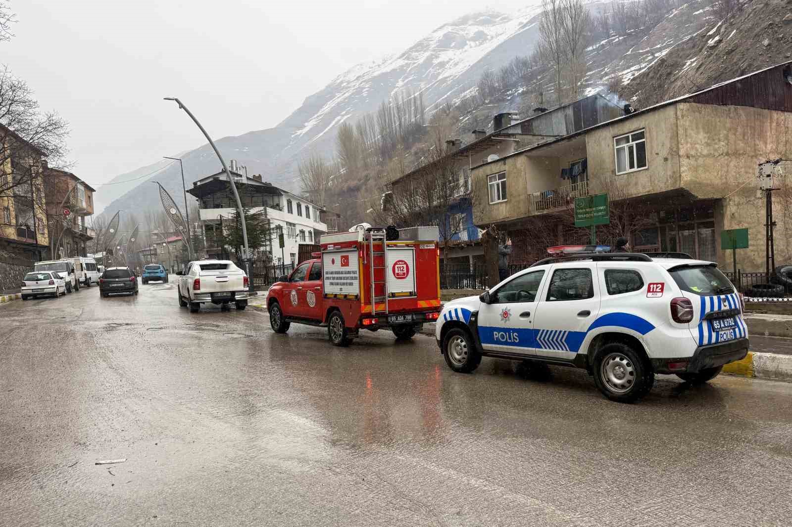 catakta tandir evi coktu babaanne ile torunu yaralandi 5 kvDJL5Ui