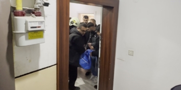 catidan-apartman-bosluguna-dusen-sahis-hayatini-kaybetti-WdCSM9kk.jpg