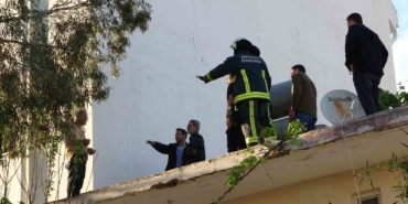 catiya-cikip-uzerine-benzin-doktu-gazeteci-oyaladi-polis-yakaladi-K7SA1R2B.jpg