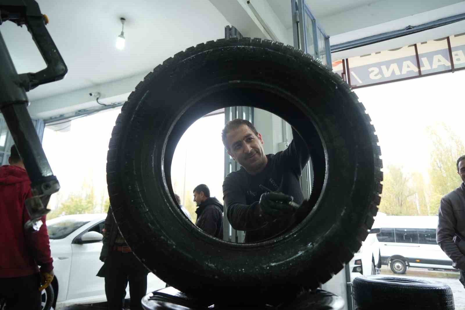cavustepeye kar yagdi suruculer lastikcilere akin etti 5 IqlSJneY