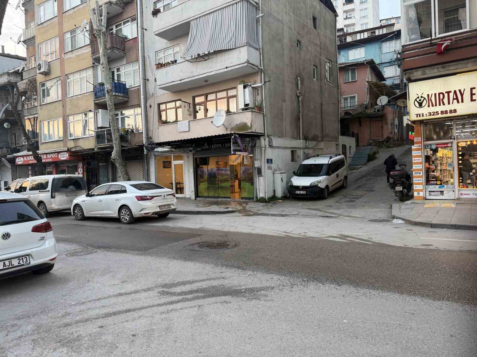 cay ocagina pompali tufekle ates acildi 2 kisi yaralandi 4 8AyWMl8d