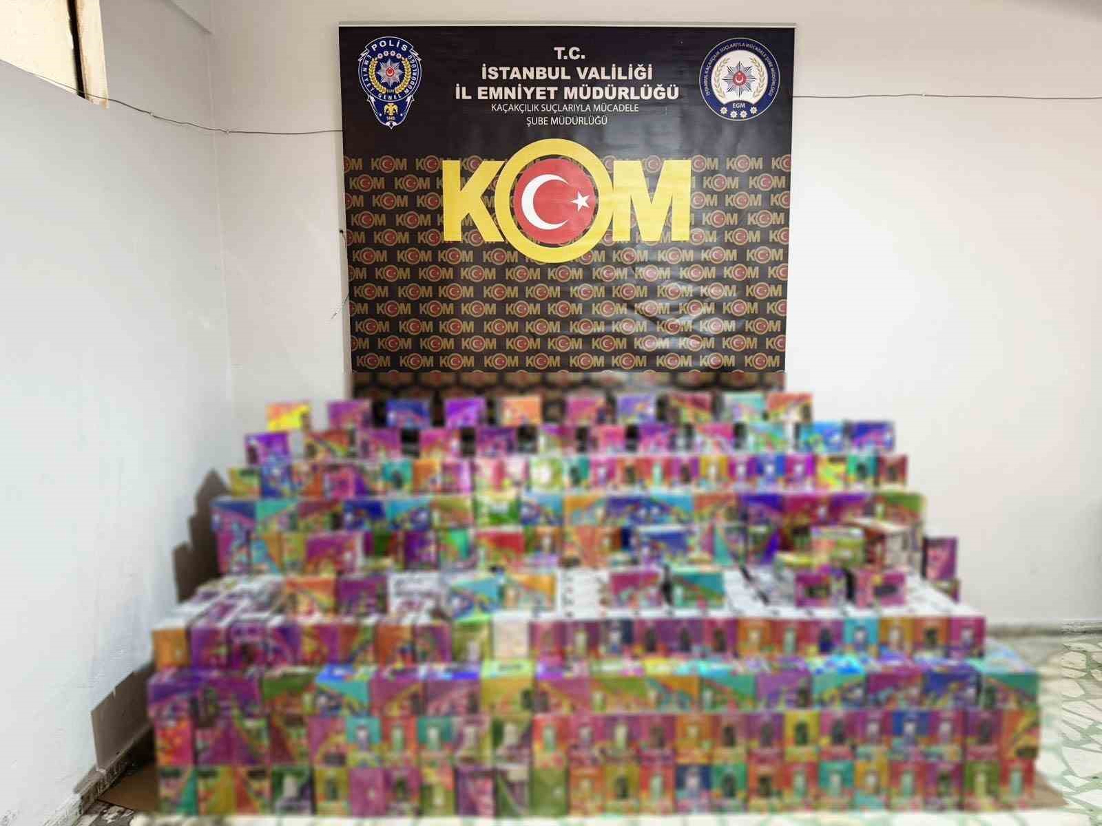 cay paketleri arasinda kacak sigara sevkiyati dronlu polis takibine takildi 0 1LbLuHiG