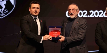 caykarali-is-insani-yasin-yavuzdan-40-yil-vefa-gecesine-destek-rz2rzxNw.jpg