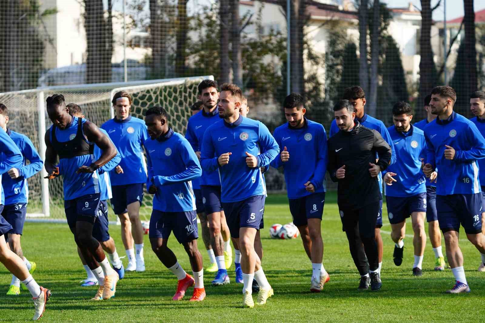 caykur rizespor 2 devre hazirliklarini surduruyor 3 OpdN4ZHw