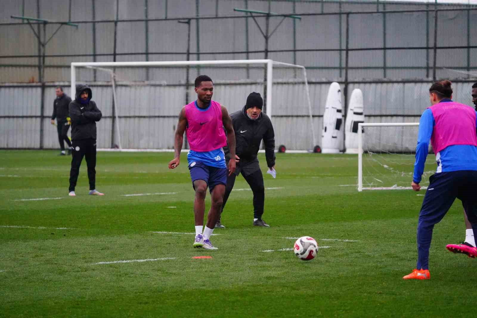 caykur rizespor fatih karagumruk maci hazirliklarina basladi 3 j2uwSOws