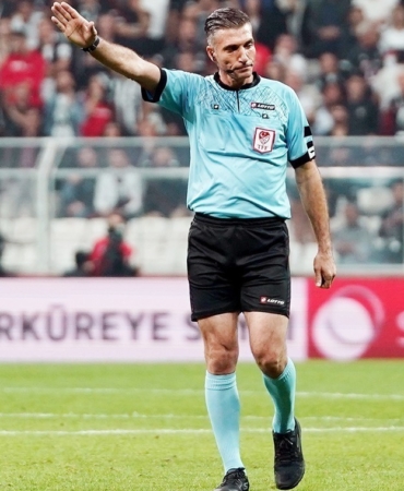 caykur-rizespor-fenerbahce-macinin-vari-ozgur-yankaya-oldu-yRcjbST7.jpg
