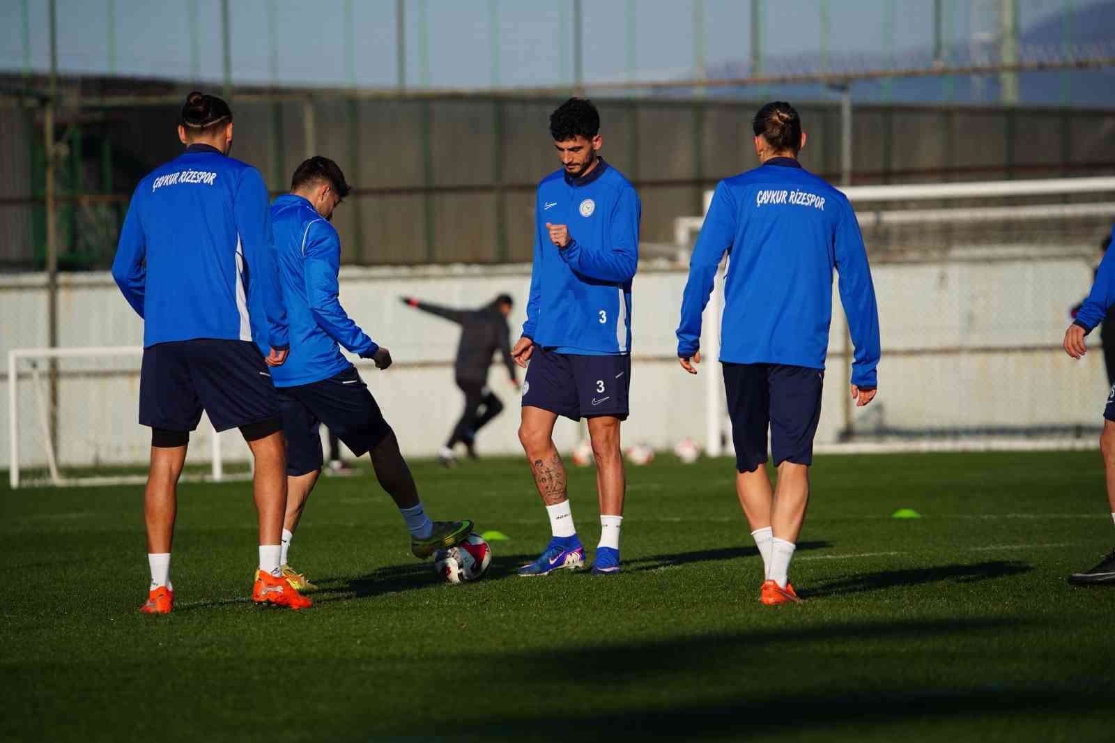caykur rizespor trabzonspor hazirliklarina basladi 2 kBe2nPgF