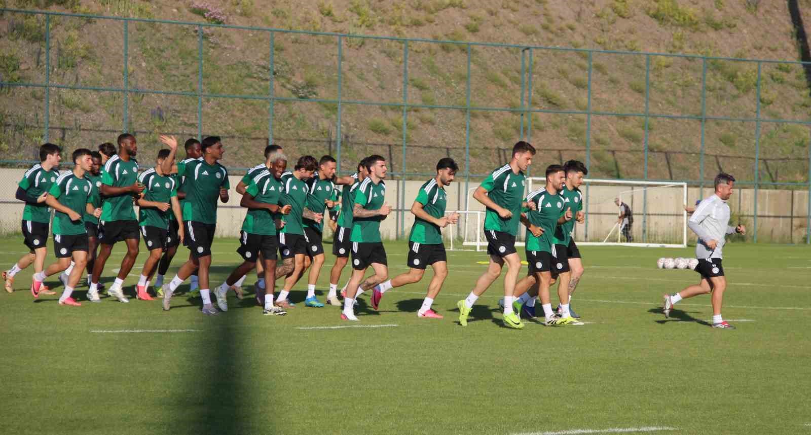 caykur rizespor yeni sezon mesaisini surduruyor 0