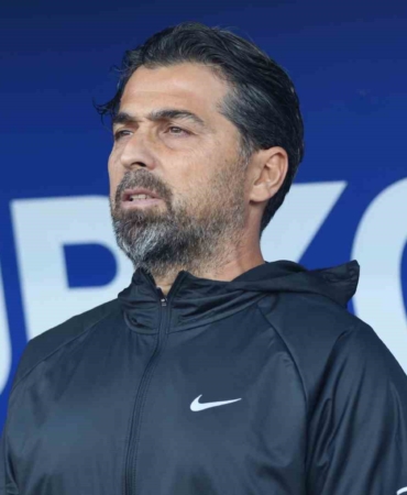 caykur-rizesporda-ilhan-palut-istifa-etti-mEw7jTbK.jpg