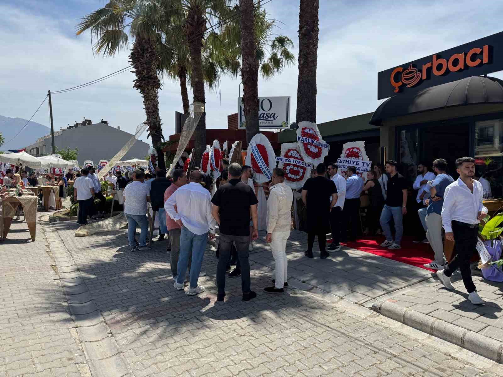 cehaletin boylesi fethiyede meyhane acilisini duayla yaptilar 2 Zrspp6p4