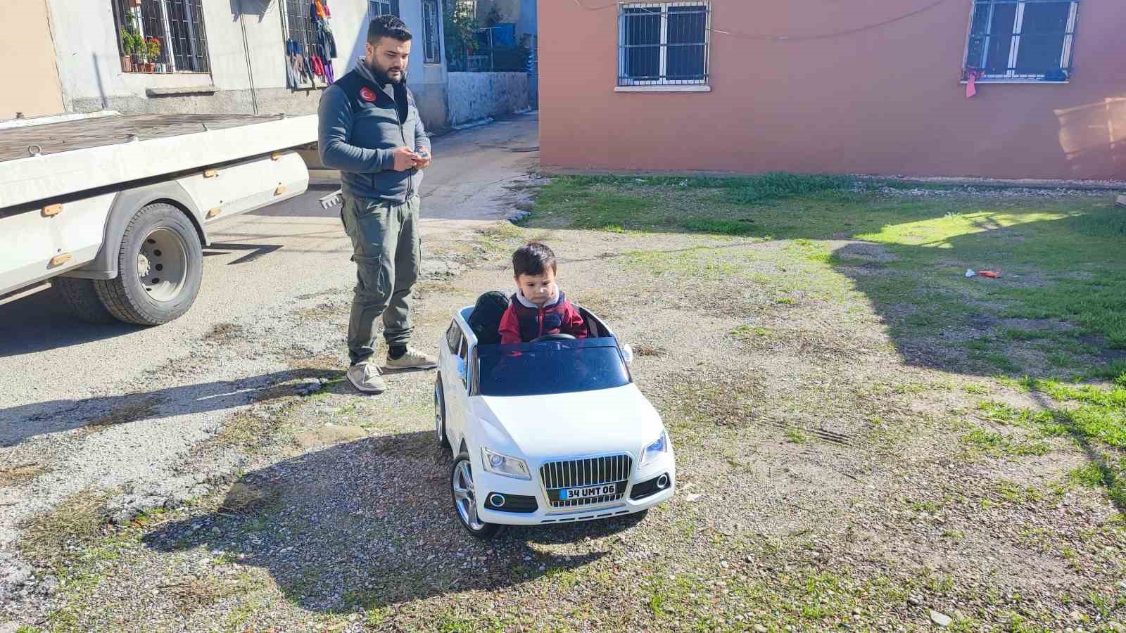 cekiciyle gelen dogum gunu surprizi yuzleri guldurdu 3 pKy9JmuN