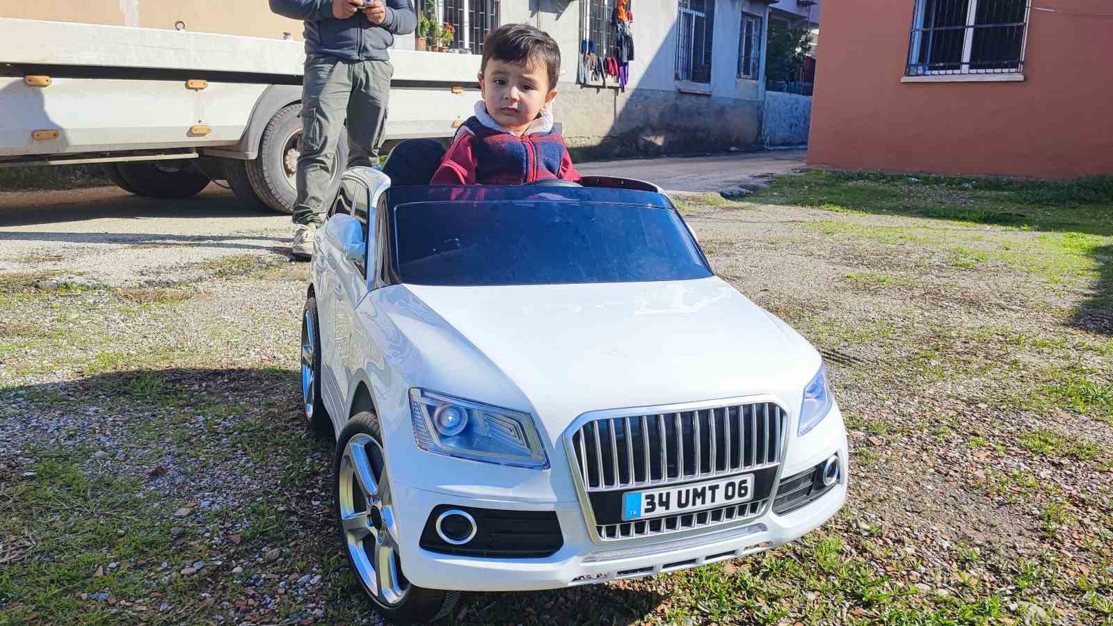 cekiciyle gelen dogum gunu surprizi yuzleri guldurdu 4 n8XLbGSw