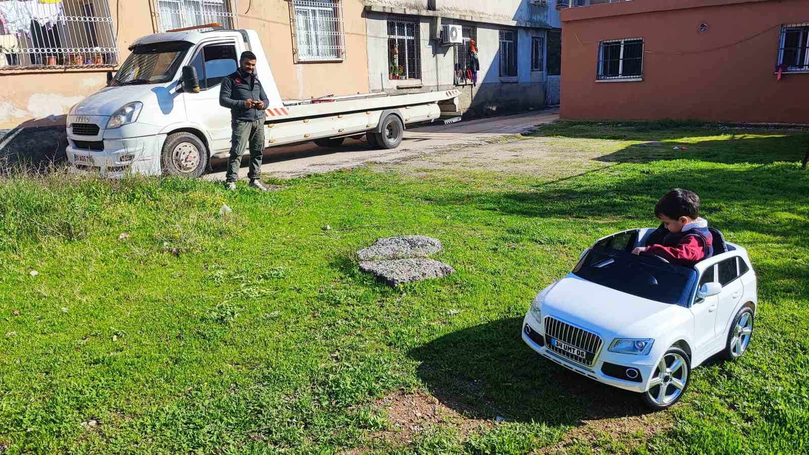 cekiciyle gelen dogum gunu surprizi yuzleri guldurdu 5 gD8z49WQ