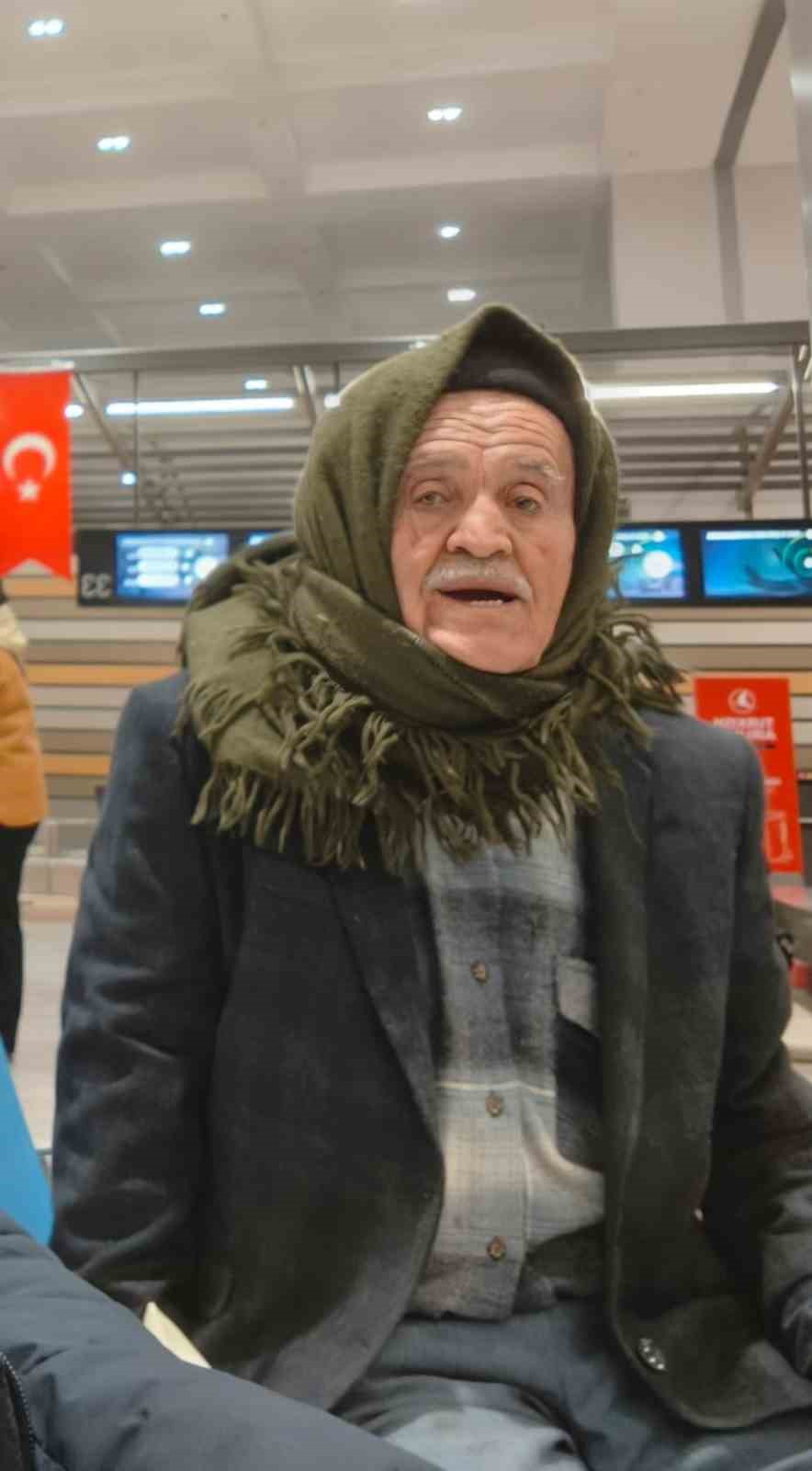 cekmekoyde kaybolan alzheimer hastasi yasli adamdan 17 gundur haber alinamiyor 3 9WqQjTbP