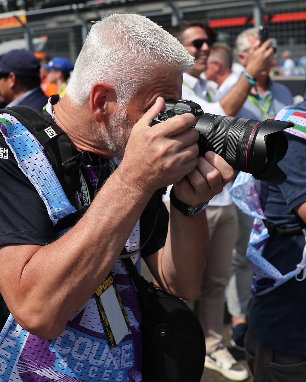 cekya cumhurbaskani pavel f1 yarisinda foto muhabiri olarak gorev aldi 0 I2QBqHwN