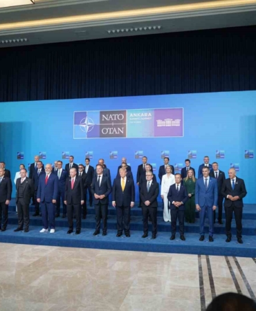 cekya-natoda-iki-liderle-temsil-edilen-ilk-ulke-oldu-xnWqb7uT.jpg