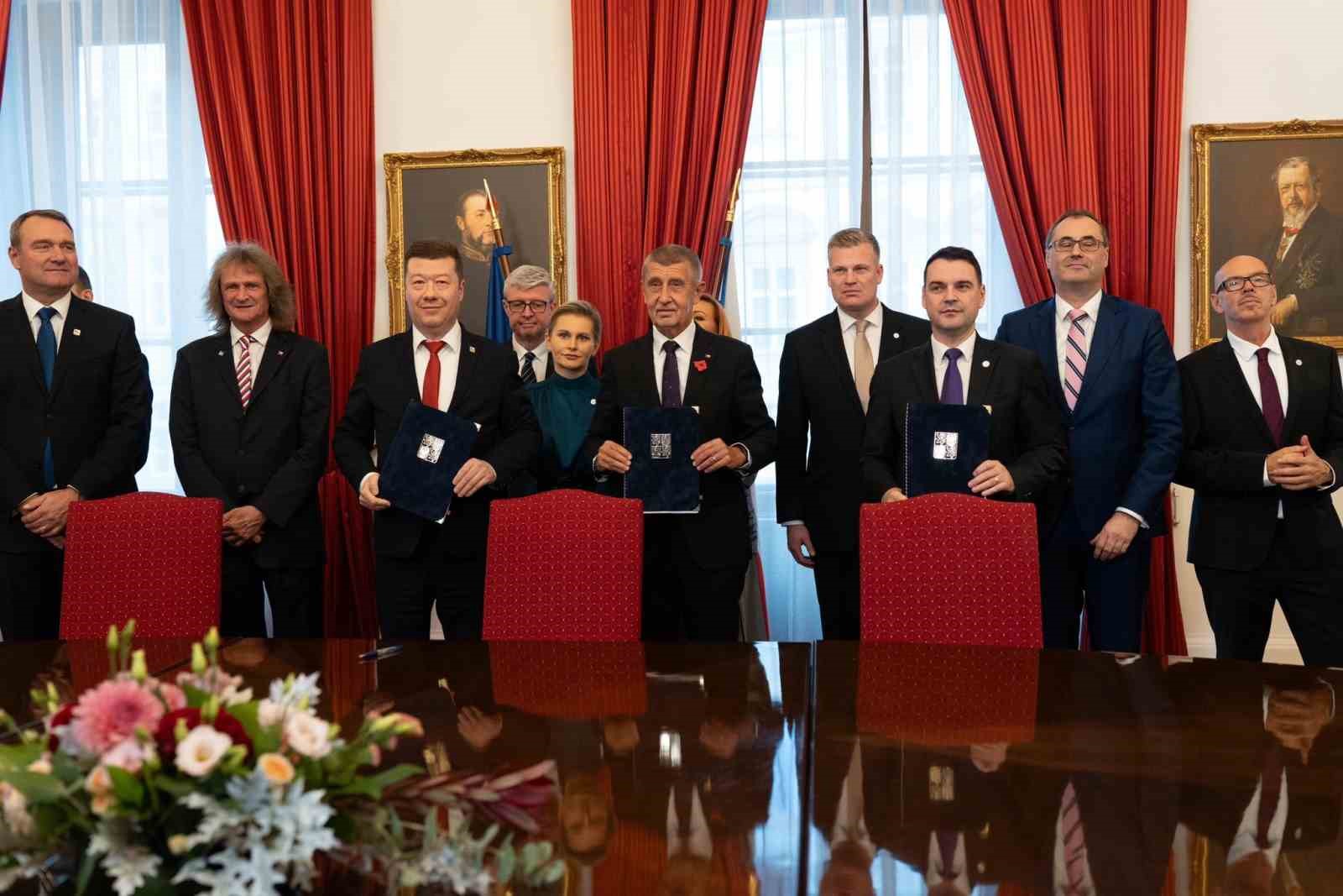 cekyada 3 parti koalisyon anlasmasi imzaladi 1