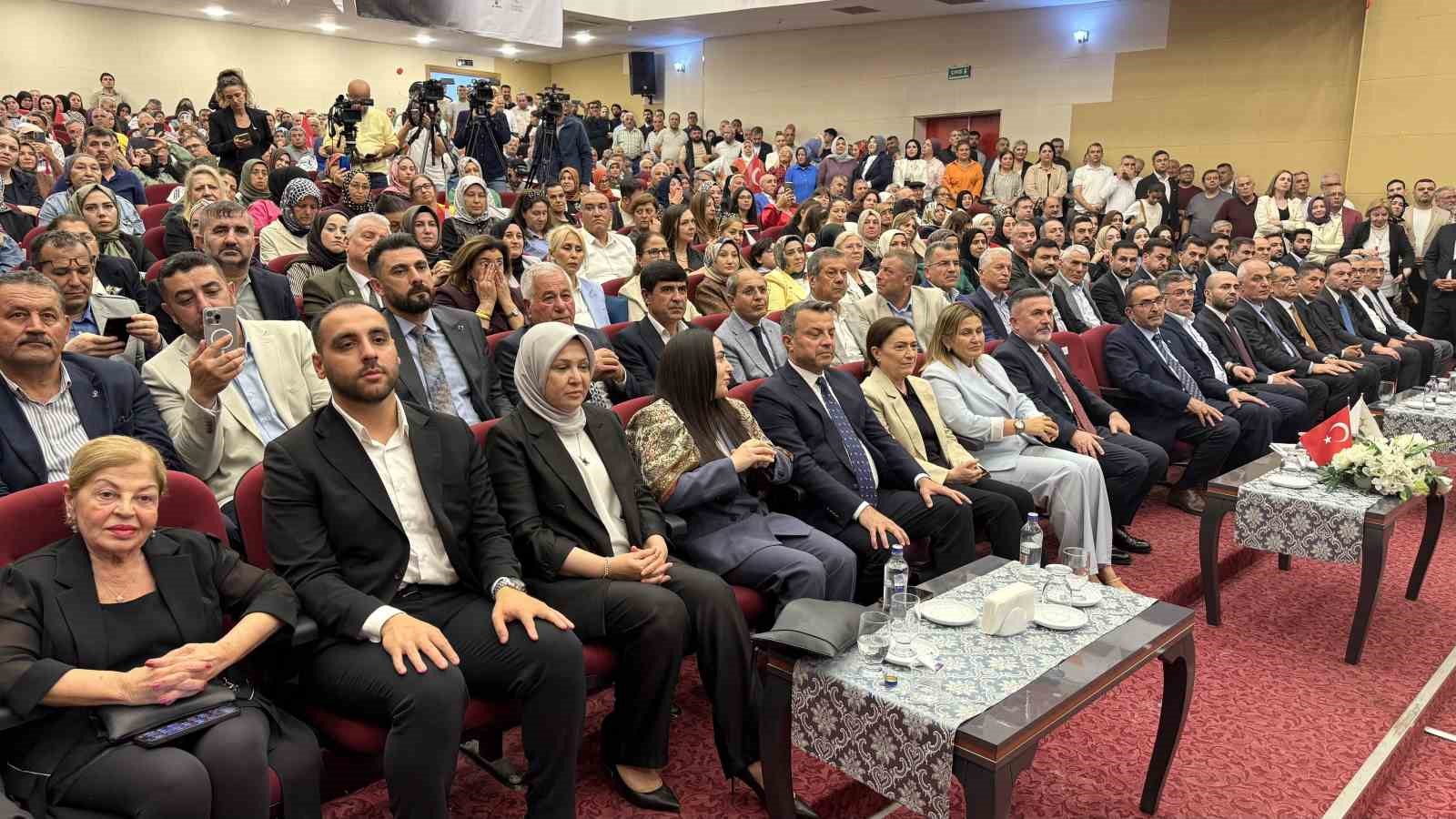 celik turkiye dunyanin baris adasi olarak one cikmaya devam ediyor 1 RVk5XPzy