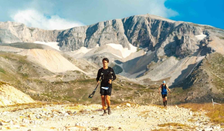 cem-bolukbasi-uludag-premium-ultra-trailde-70k-kostu-NDp7NhVJ.jpg