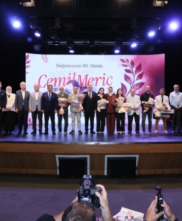 cemil-meric-dogumunun-110uncu-yilinda-esenlerde-anildi-ITEKZsrx.jpg