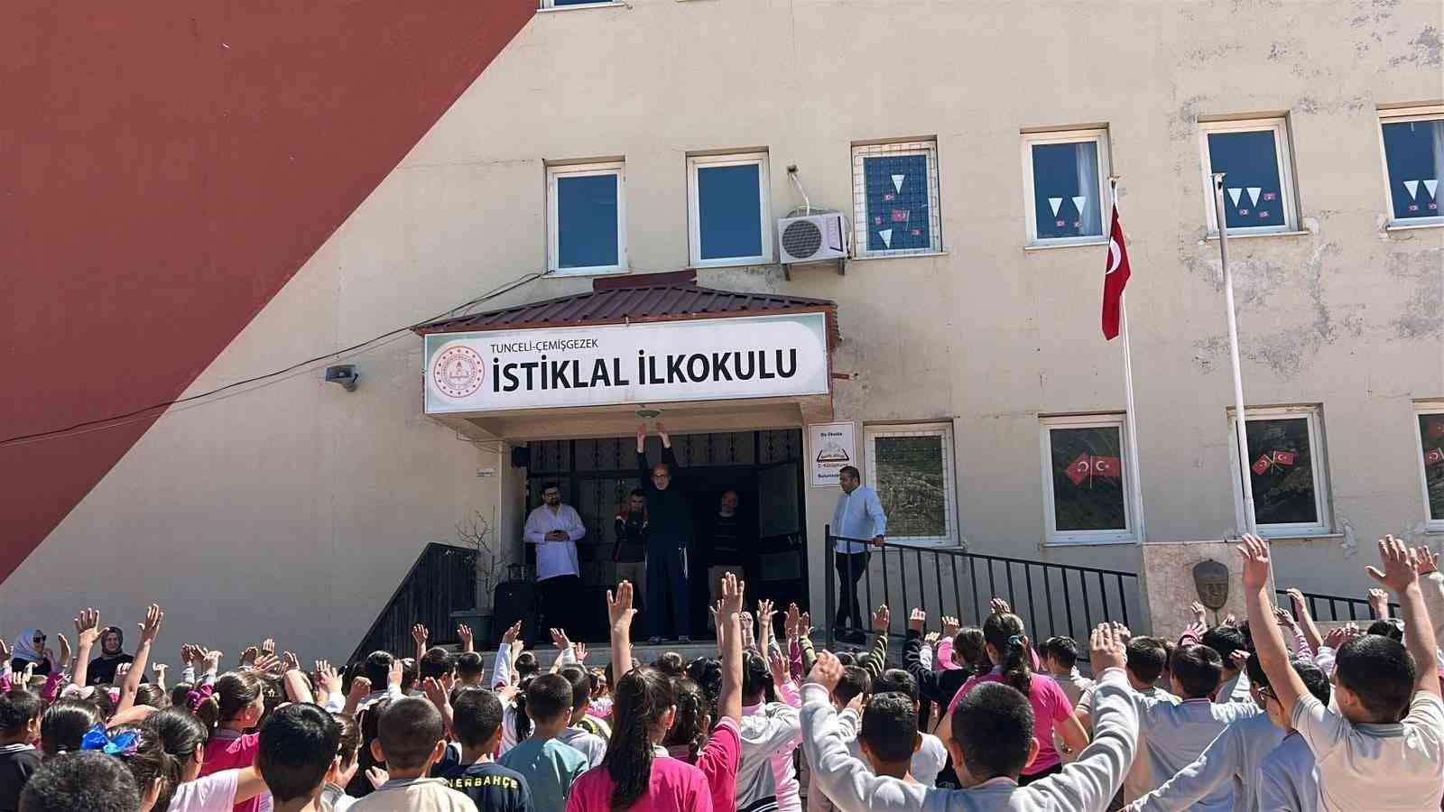 Çemişgezek’te öğrencilere yönelik sağlık farkındalık etkinliği 5 cemisgezekte ogrencilere yonelik saglik farkindalik etkinligi 1 6Odyjphr
