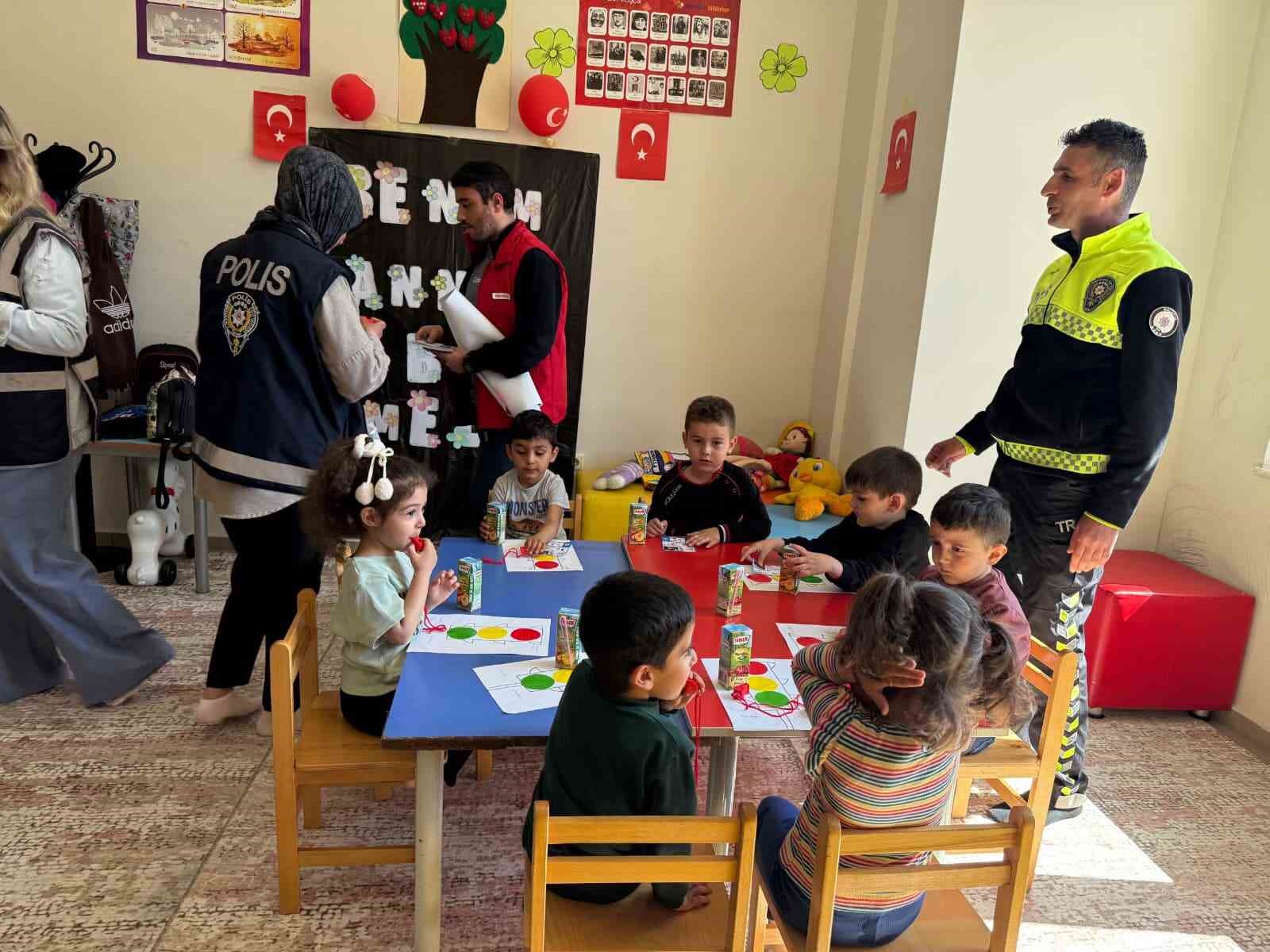 cemisgezekte trafik egitimleri 2 dn86IlRw