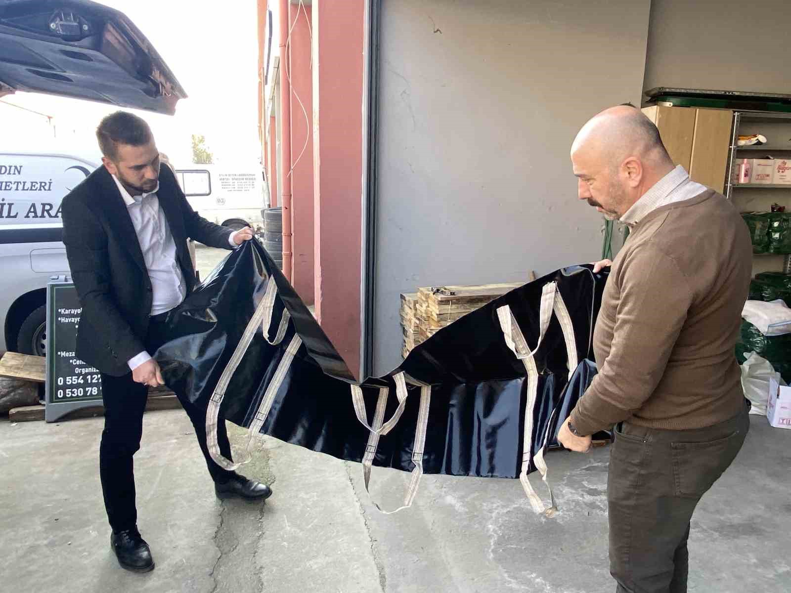 cenaze hizmetini meslek edindiler her gun olumle burun buruna yasiyorlar 4