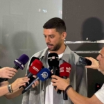 cenk-ozkacar-boylesine-bir-futbol-kulturunun-parcasi-olmak-gurur-verici-7YxhexWF.jpg