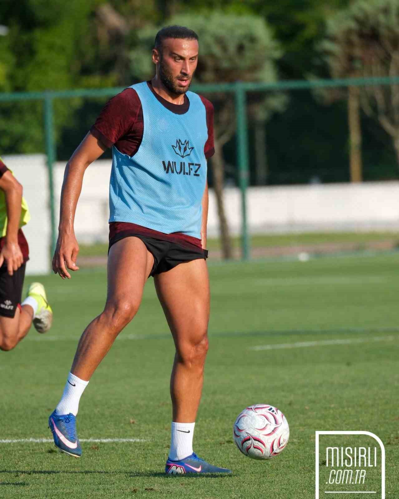 cenk tosun fatih karagumrukte ilk idmanina cikti 0 JVrme4CK
