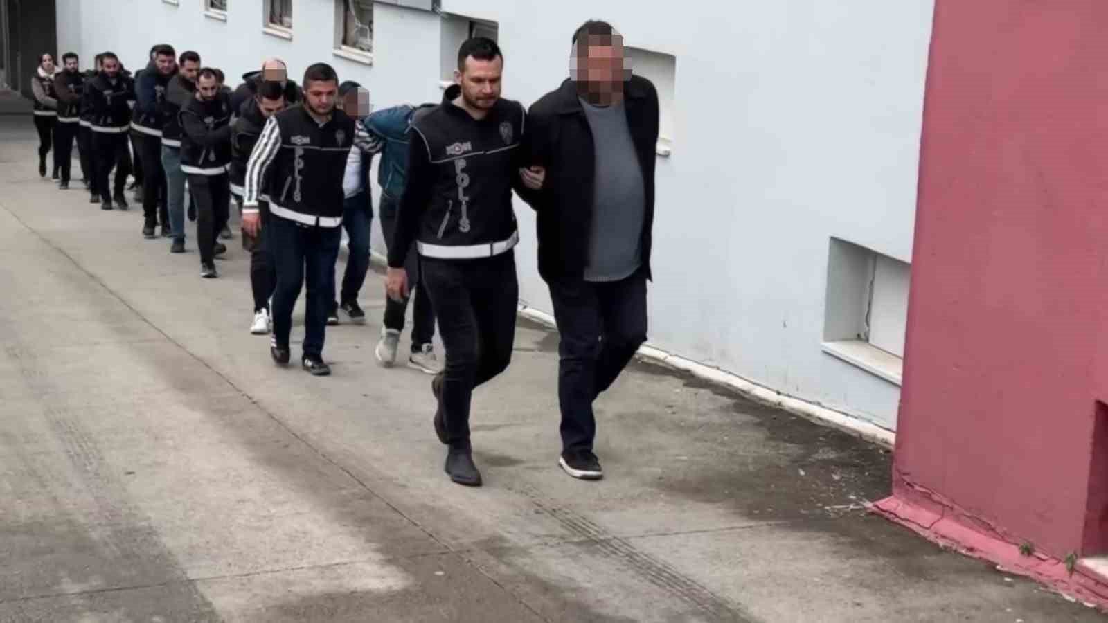 cep telefonu bayii ve kuyumcu gorunumlu tefecilik iddiasi 11 gozalti 0