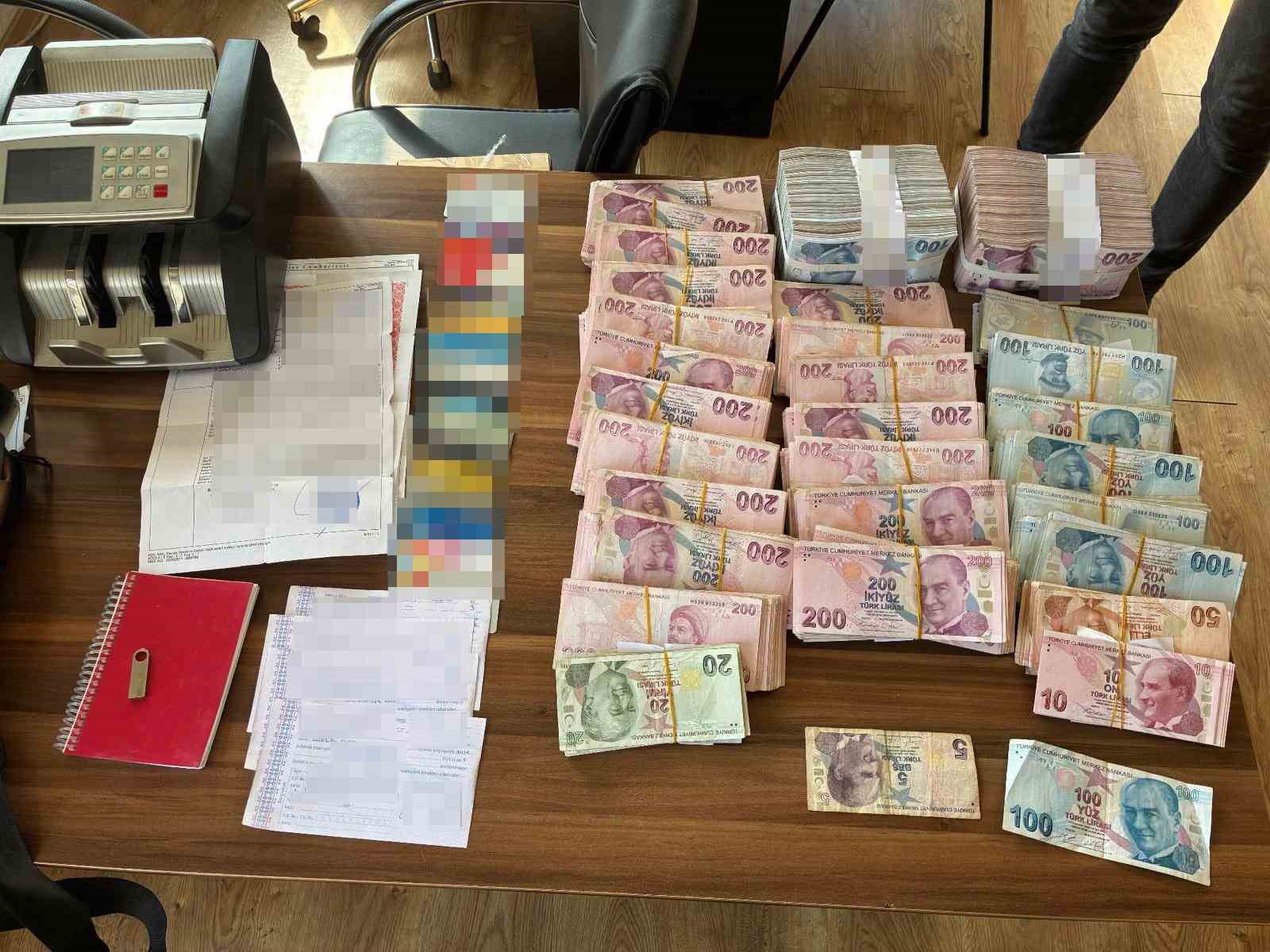 cep telefonu bayii ve kuyumcu gorunumlu tefecilik iddiasi 11 gozalti 2