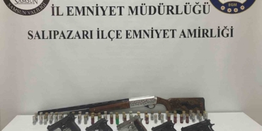 cephanelik-gibi-ev-cok-sayida-silah-ve-muhimmat-ele-gecirildi-DA1MvIBi.jpg