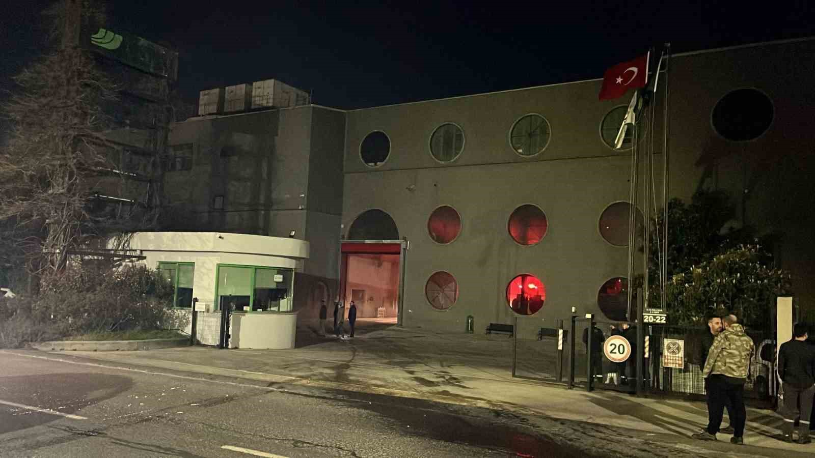 cerkezkoyde fabrikada korkutan yangin kontrol altina alindi 2