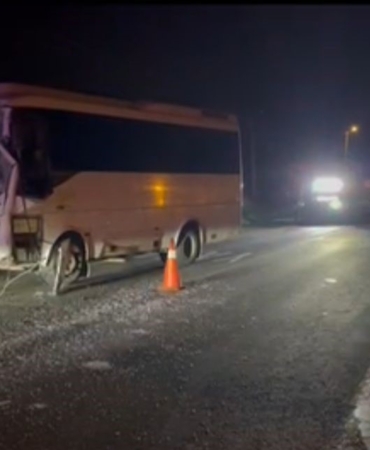 cerkezkoyde-iki-servis-araci-carpisti-8-isci-yaralandi-mOI1ik5Y.jpg